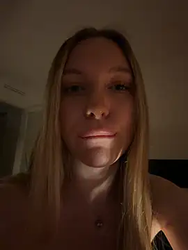 Chat +18 de bbysonia ao vivo