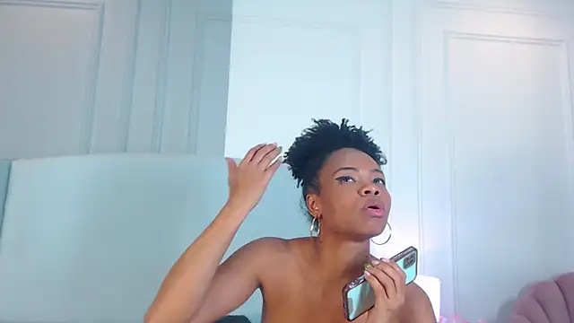 ChantalGarner's Live XXX Chat