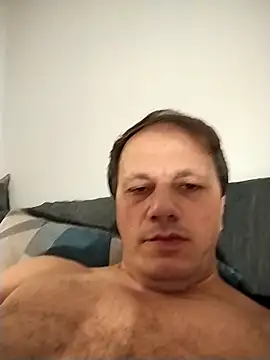 Chat +18 de Iuliancatalin38 ao vivo