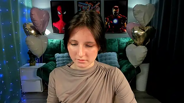 Chat +18 de KikaOsterman ao vivo