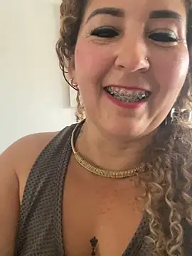 camile_milf: απευθείας συνομιλία ΧΧΧ