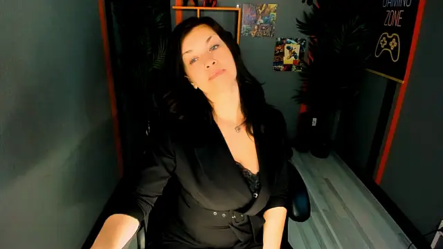 AnaMills 现场XXX聊天