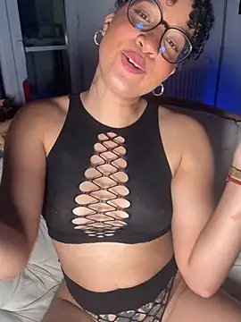 Lauyako_974 – Live XXX-chat