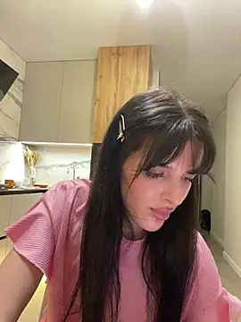 Chat +18 de little_belucci ao vivo