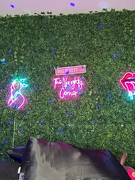 RenaThickAssのライブXXXチャット