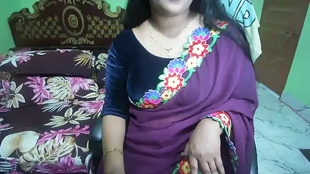 BengaliQueenStarのライブXXXチャット