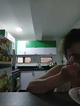 sasi_lunaのライブXXXチャット