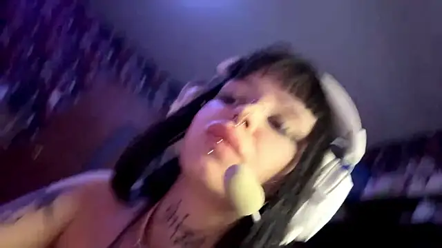 Luna_SohottiのライブXXXチャット