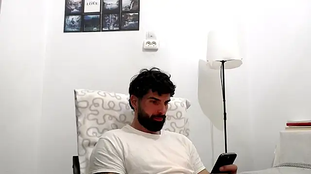 Verycutex Adlı Modelin Canlı XXX Sohbeti