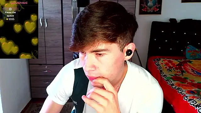 Chat +18 de samael1107 ao vivo