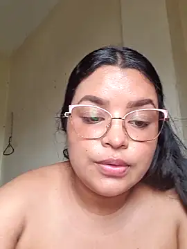 Albanis1 Live XXX Chat