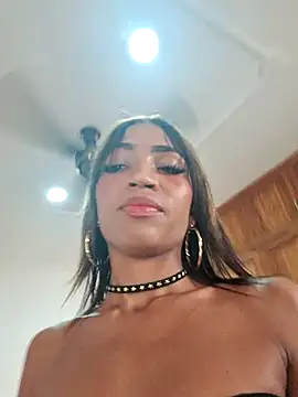 Canela_em Webcamshow
