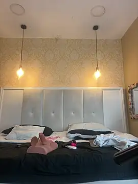 AlikaAdulのライブXXXチャット