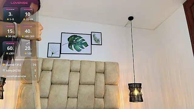 Cinthiabaker: онлайн-секс-чат