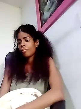 thianahorny's Live XXX Chat