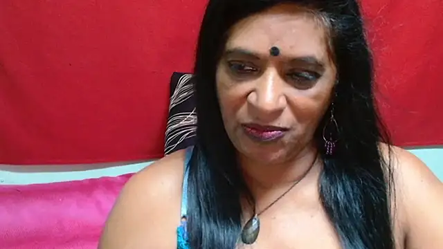 Živý XXX chat INDIANFUSION