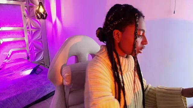 Queen_perla_ Chat XXX live