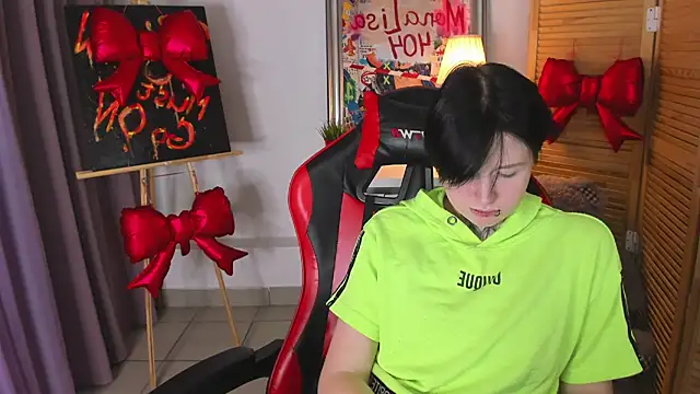 BakugoKatsuki 即時 XXX 聊天