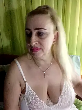 Esenia505 Chat XXX live