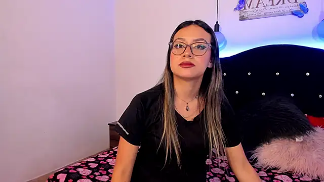 دردشة katyy_b الجنسية المباشرة