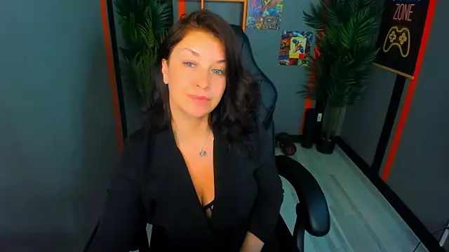 AnaMills élő XXX-chatje