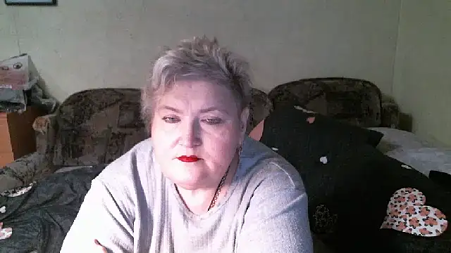 Lana555 即時 XXX 聊天