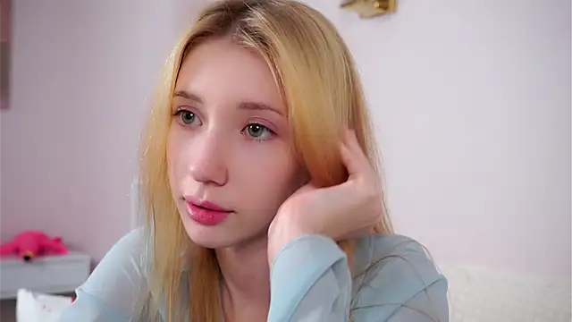 SunnivaCovil: онлайн-секс-чат