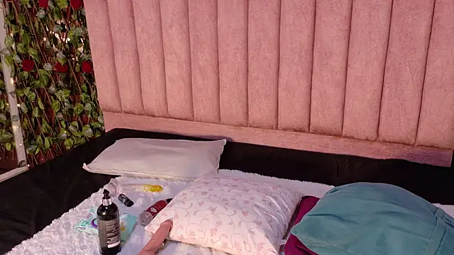 MiaJanss Live XXX Chat