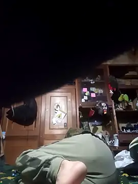 hairy_mannn Adlı Modelin Canlı XXX Sohbeti