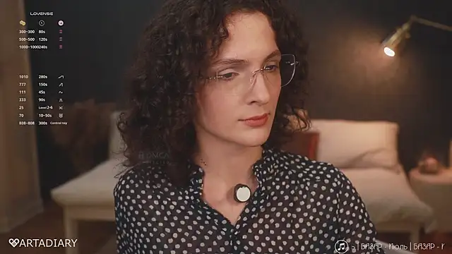 _arta_'s Live XXX Chat