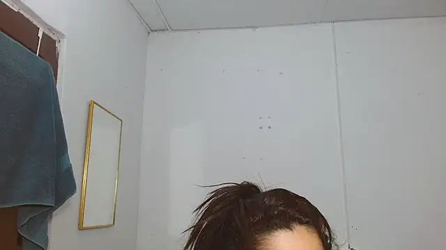 Thaliann Webbikameraesitys