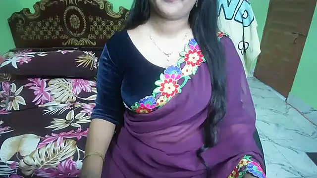 BengaliQueenStarn Live XXX chat