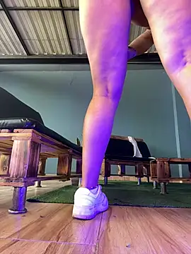 Silvanna-Moreen Live XXX chat