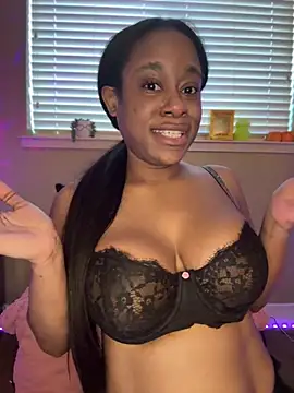 TikaMoon's Live XXX Chat