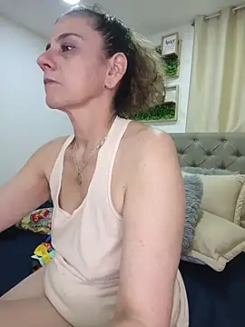 sasi_luna Adlı Modelin Canlı XXX Sohbeti