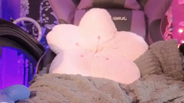 Gaia_Gatex's Live XXX Chat