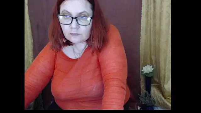 Chat XXX ao vivo de PlayfullMature