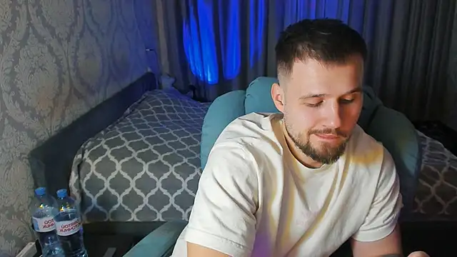 Vladik_bのライブXXXチャット