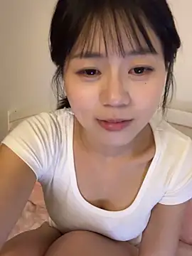 Nana-3 在線直播表演