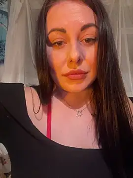 DaisyStreet 在線直播表演