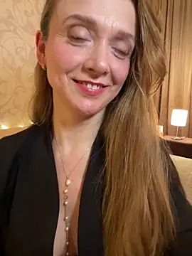 Lady_Taty Live XXX Chat