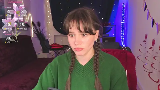 Emillias Chat XXX live