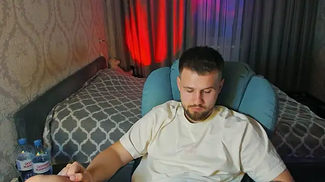 Vladik_bのウェブカメラショー