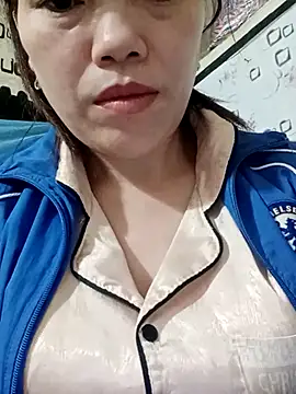 Sana-vnのライブXXXチャット