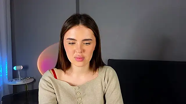 SheilaHigh Chat XXX live