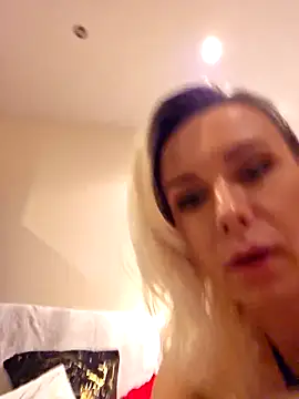 AureliaDoux Webcam Show