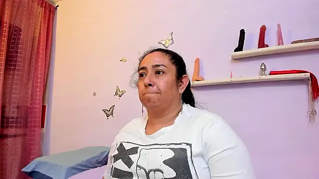 agathaxxx-69 Live XXX Chat