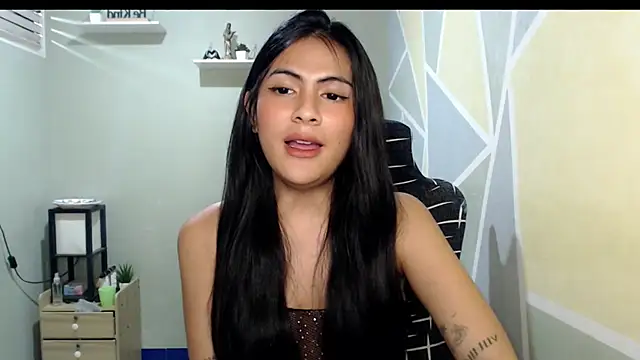 Pretty_mica élő XXX-chatje