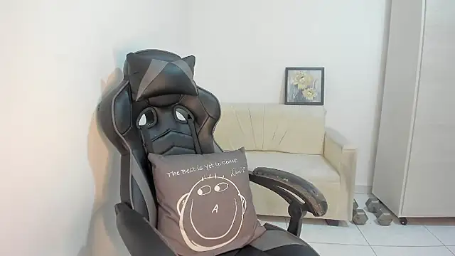 enzo_sloran's Live XXX Chat