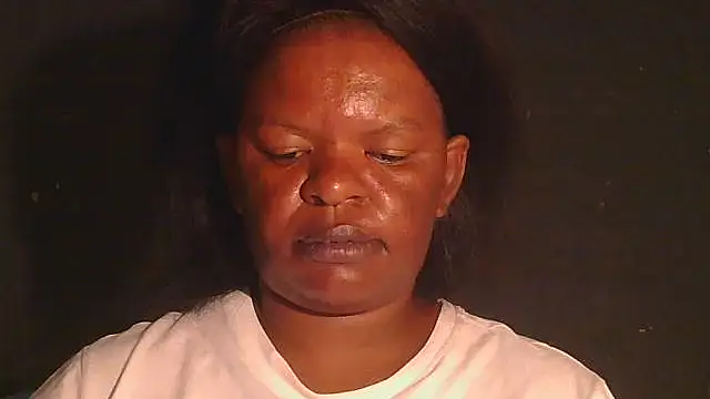 Chatroom XXX en direct de ebony_rose11